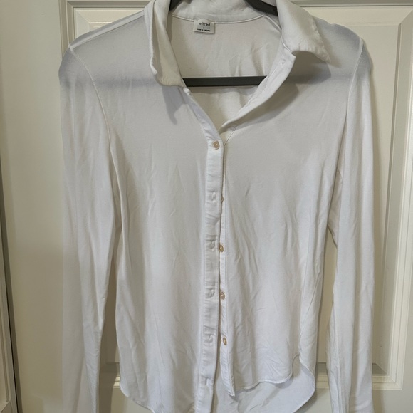 Wilfred Pose Longsleeve - Picture 2 of 2